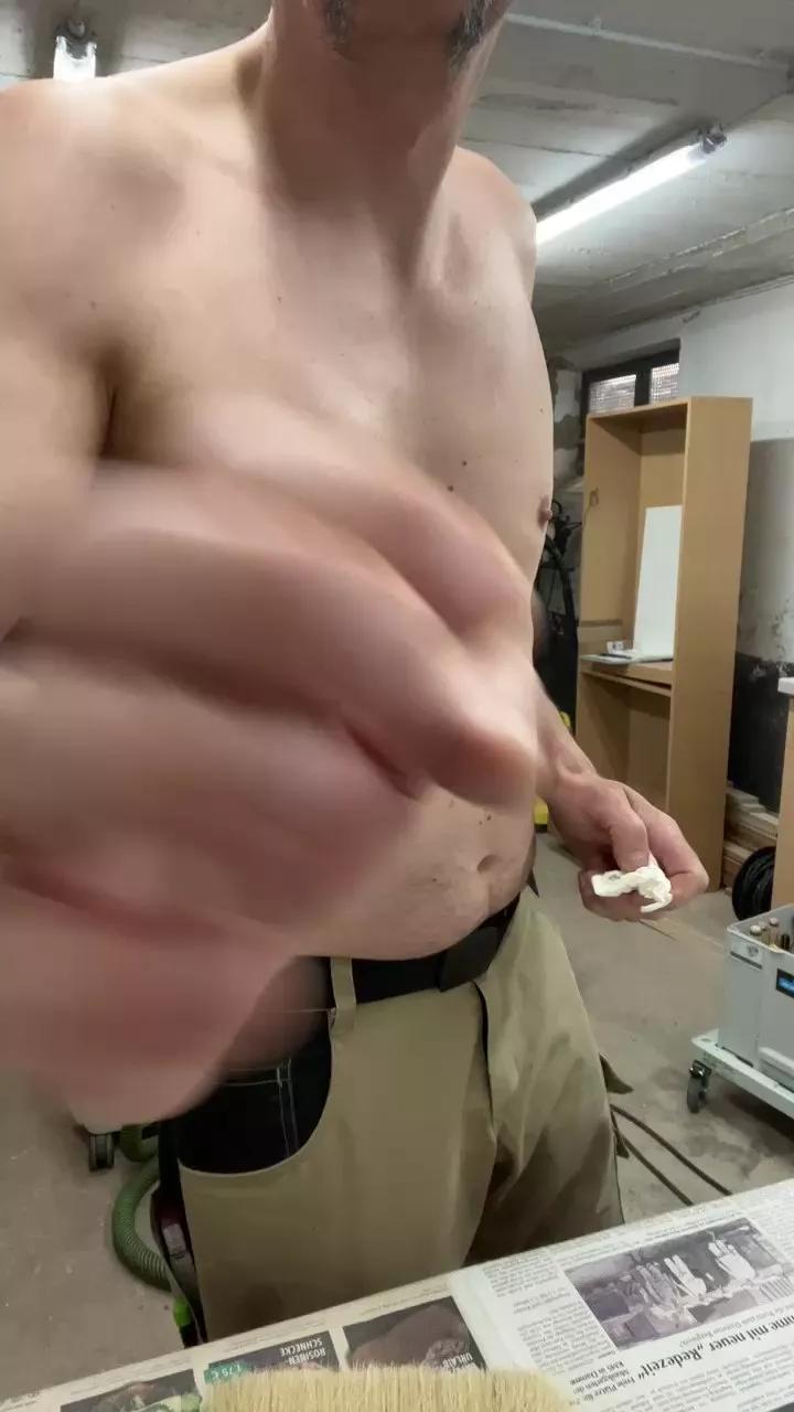 Carpenter_x on Cam4 