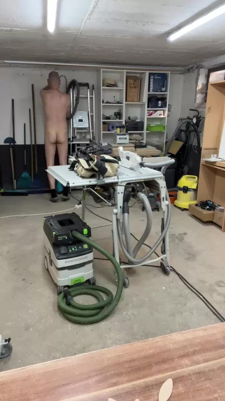 Carpenter_x on Cam4 