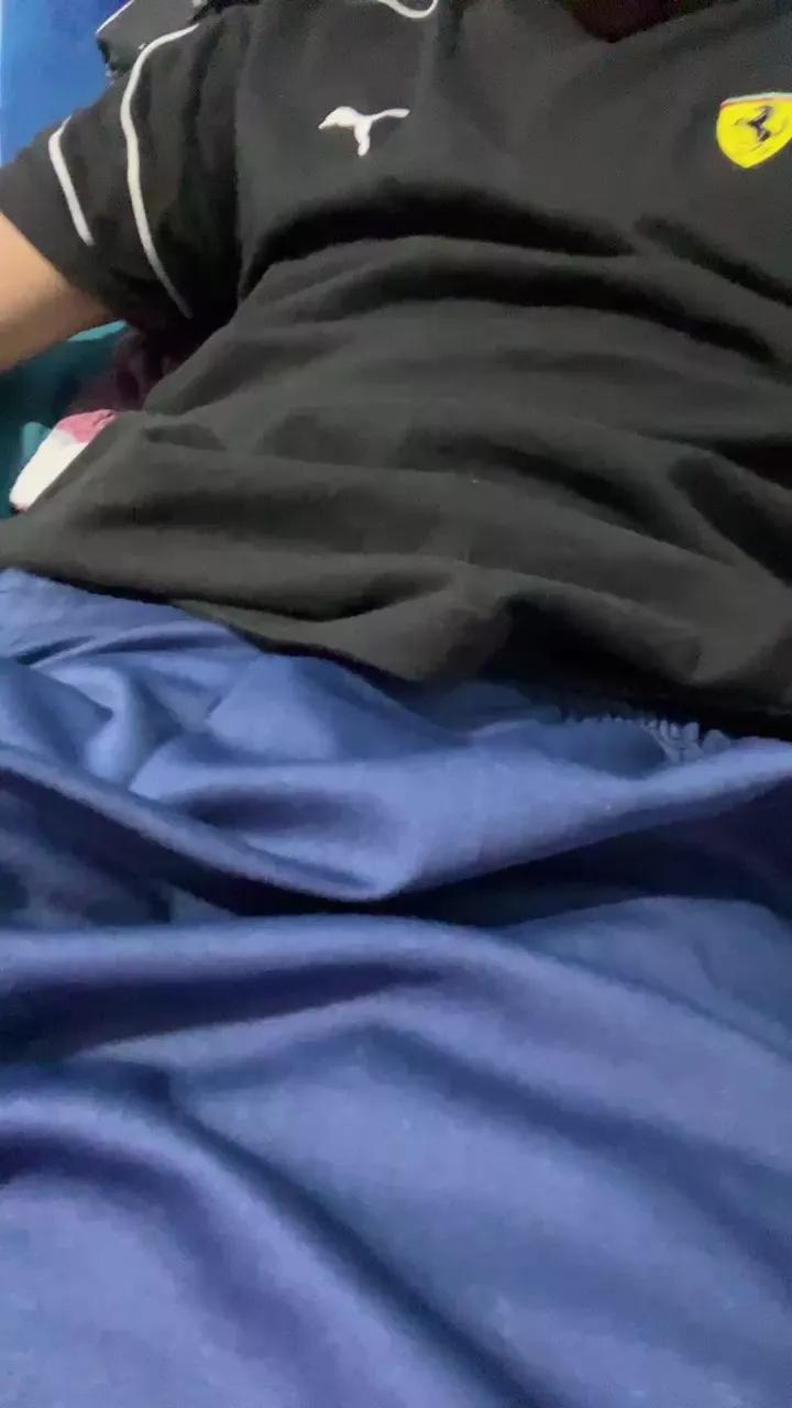 Chinitooo69 on Cam4 