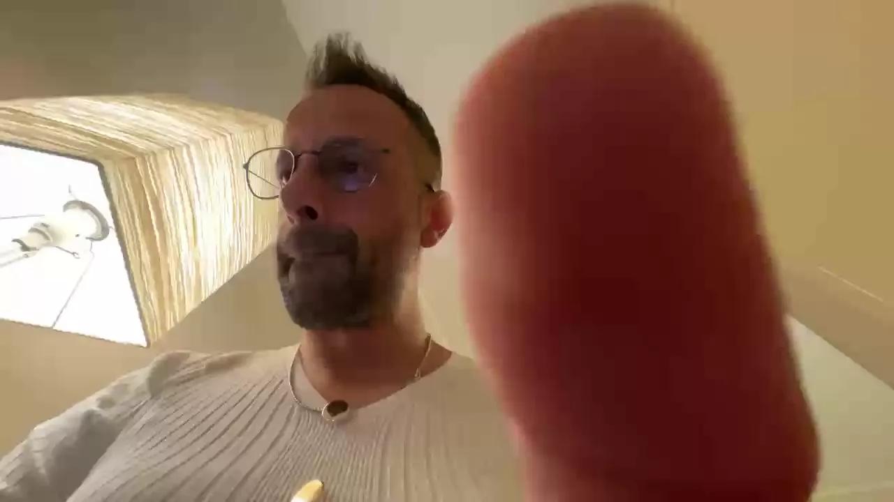 clodm13 on Cam4 
