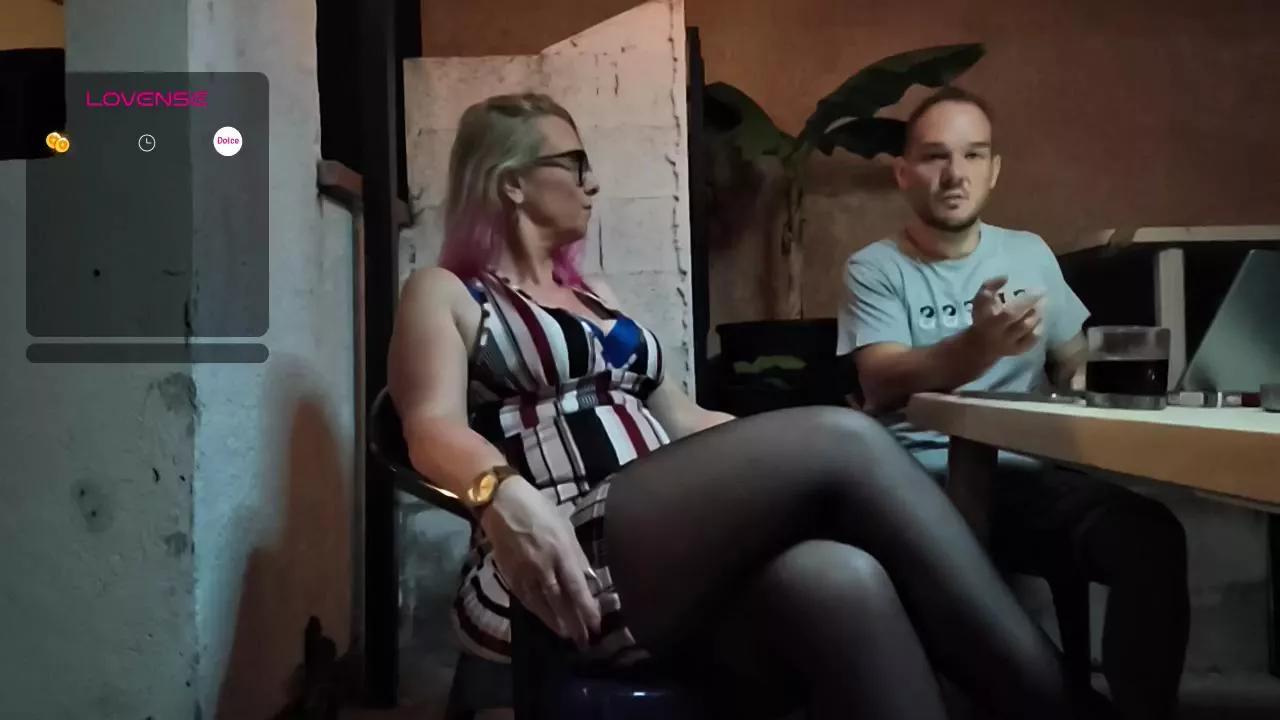 CoquinsBe on Cam4 