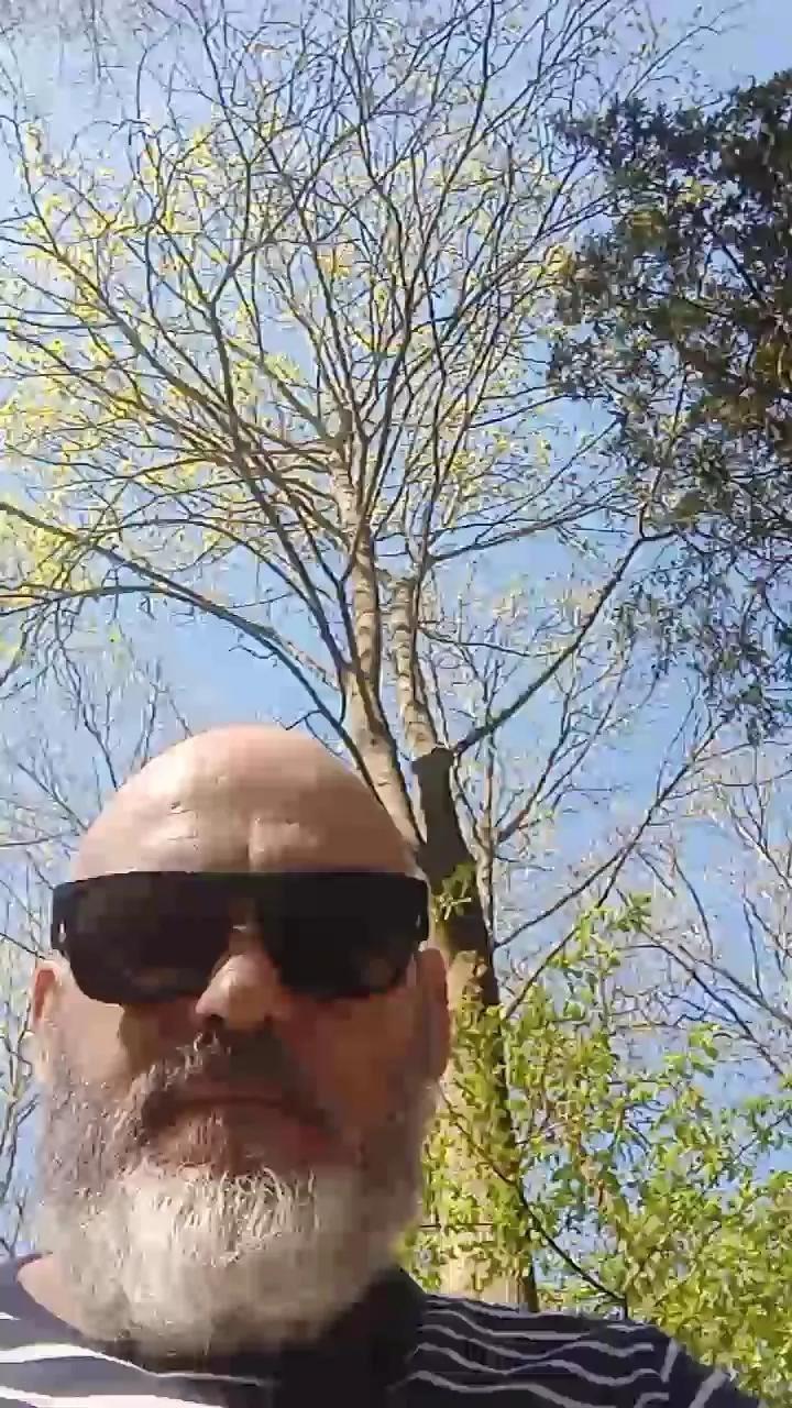 D4DLou1sX on Cam4 