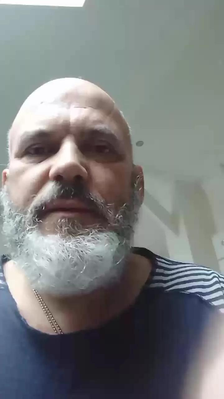 D4DLou1sX on Cam4 
