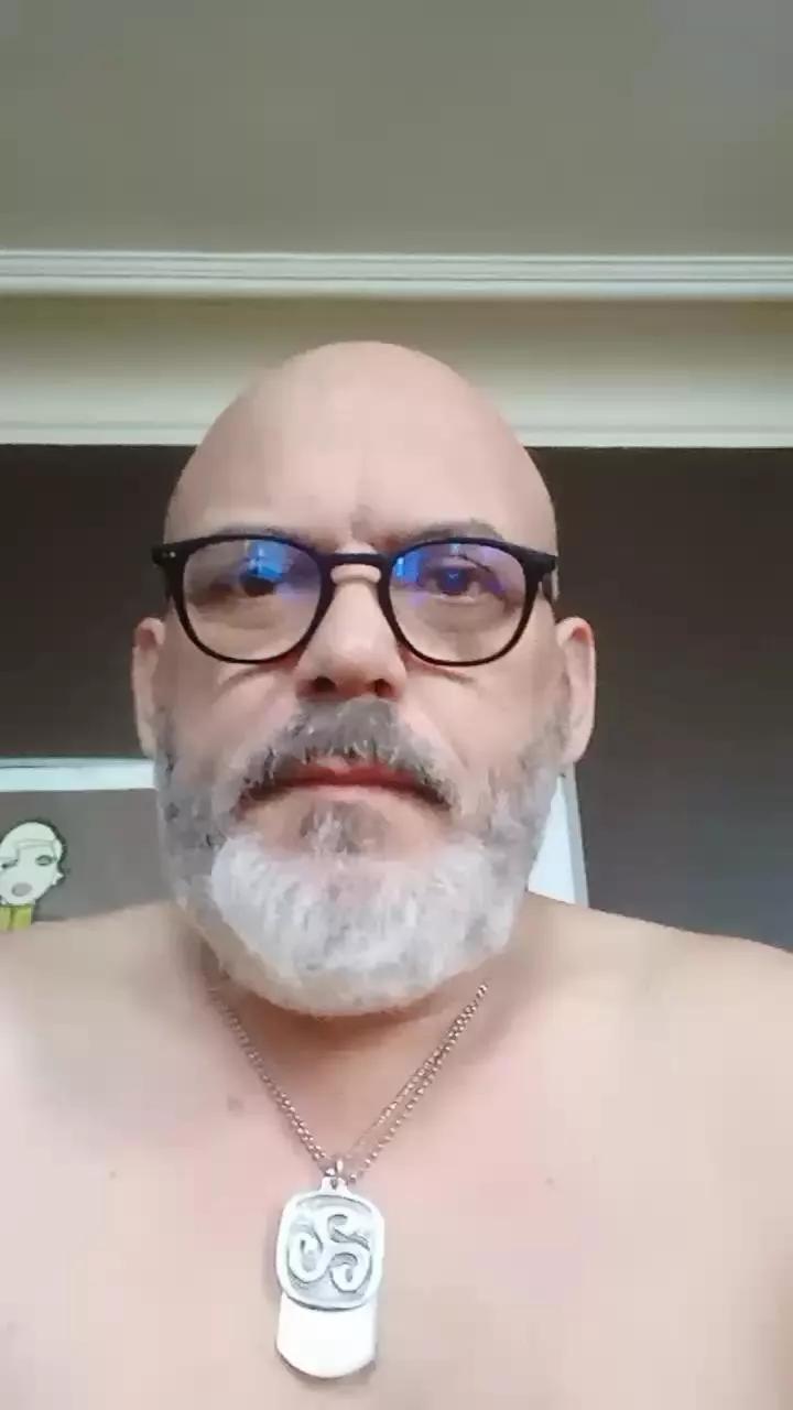 D4DLou1sX on Cam4 