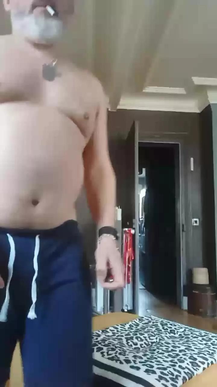 D4DLou1sX on Cam4 