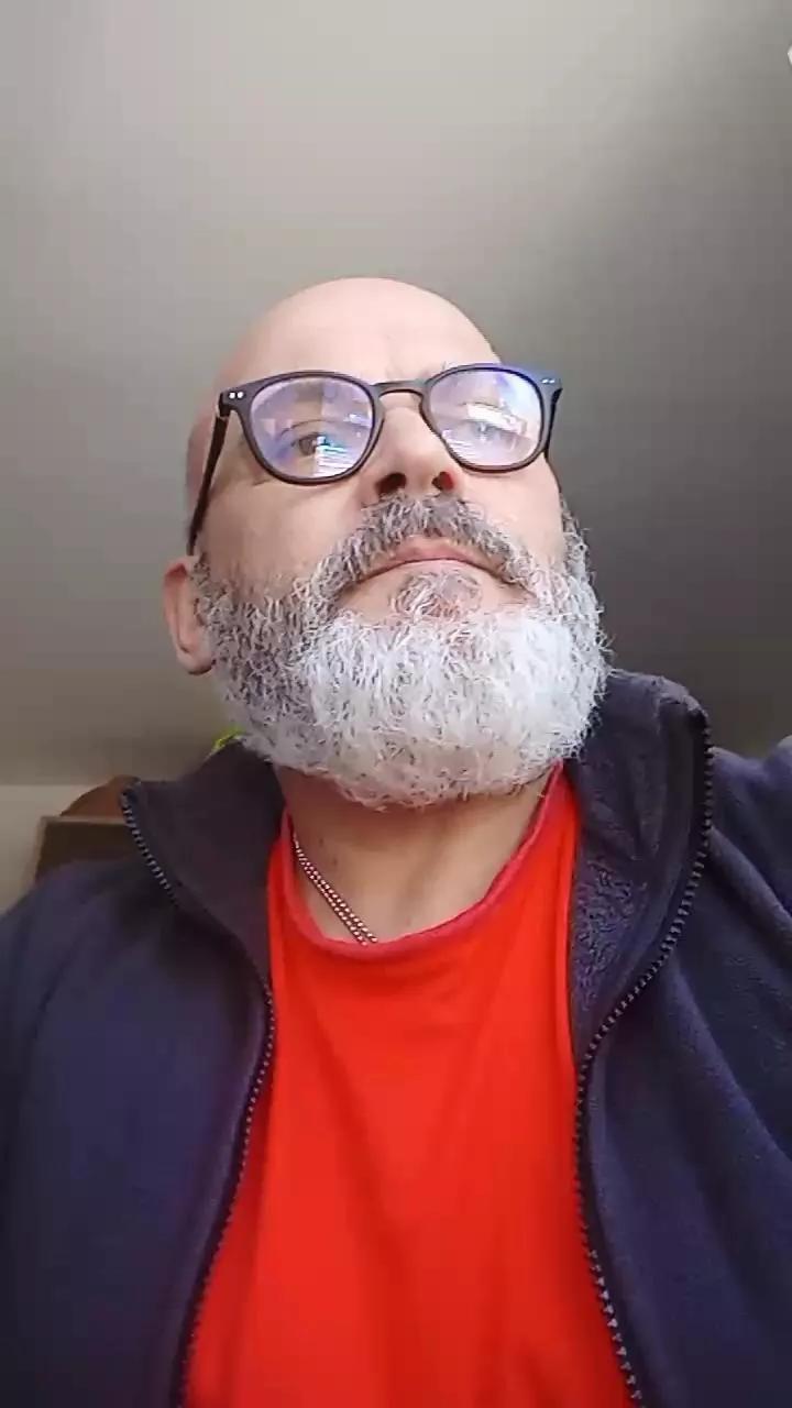 D4DLou1sX on Cam4 