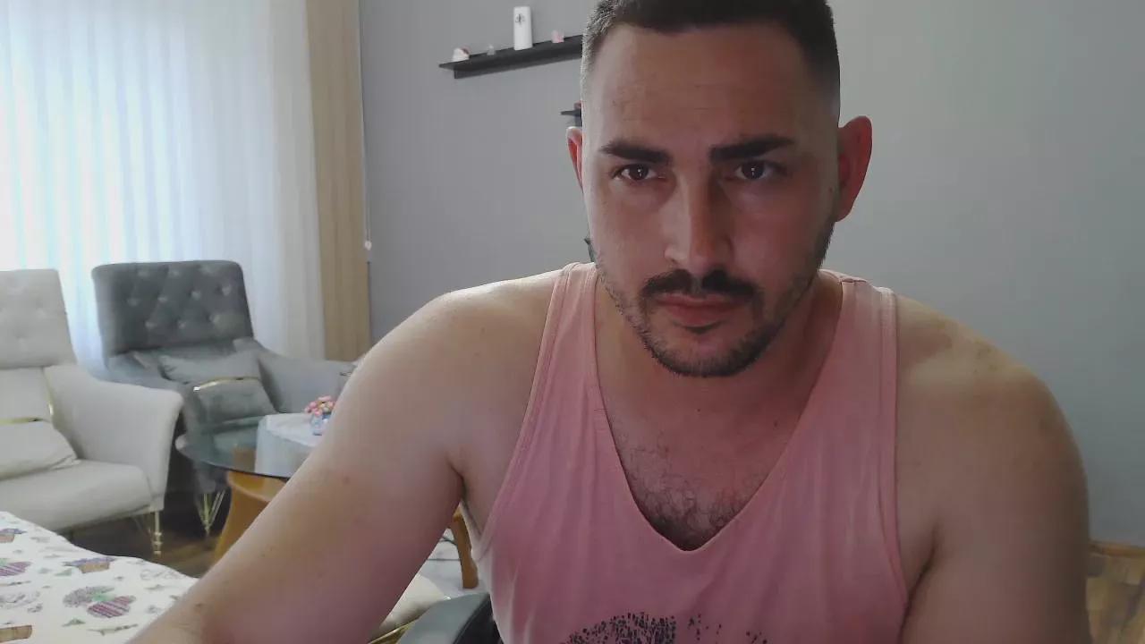 djmute_33 on Cam4 