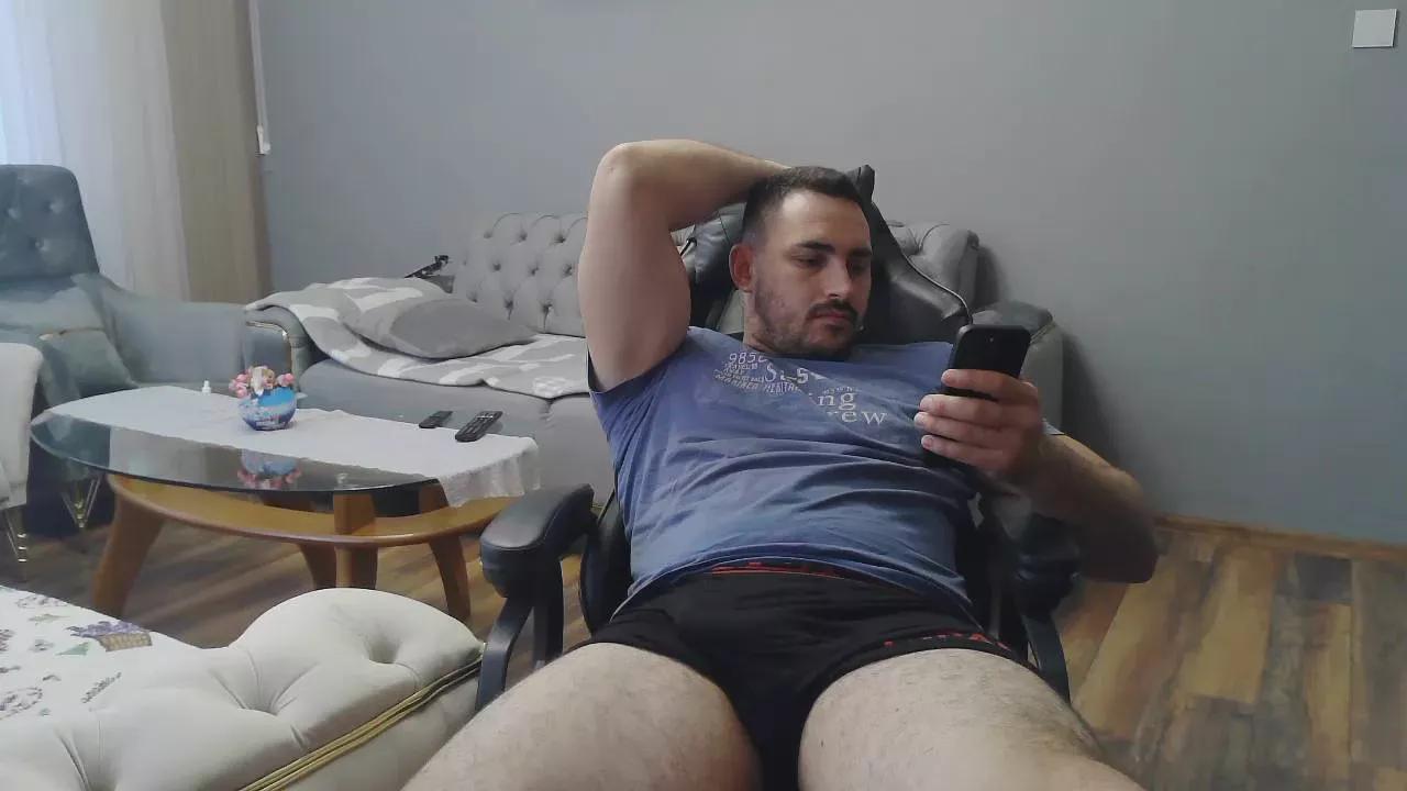 djmute_33 on Cam4 