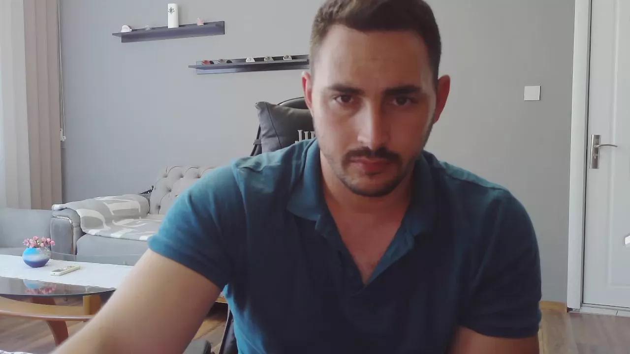 djmute_33 on Cam4 