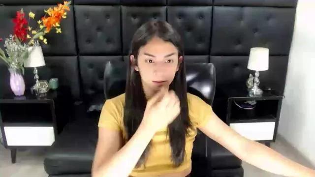 DolleHavior_ on Cam4 