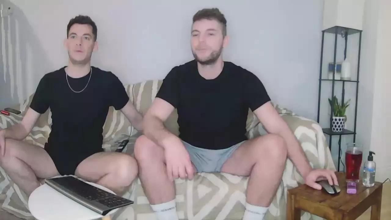 englishladxxx on Cam4 