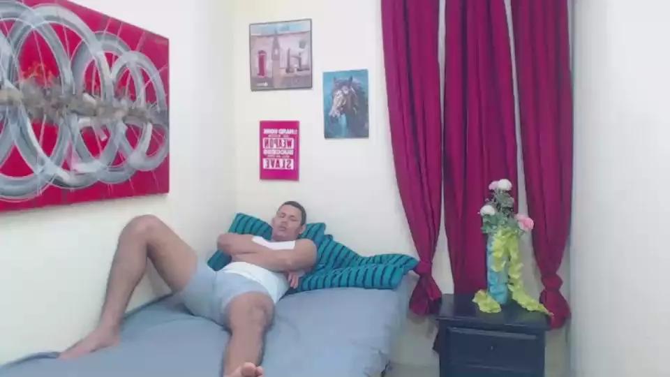 enzonbigocock on Cam4 