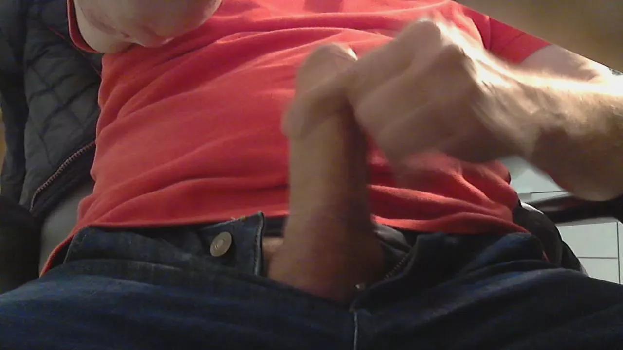 ferdiefuchs on Cam4 