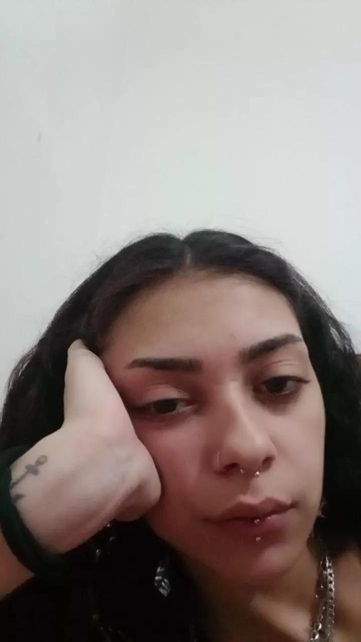Finita on Cam4 