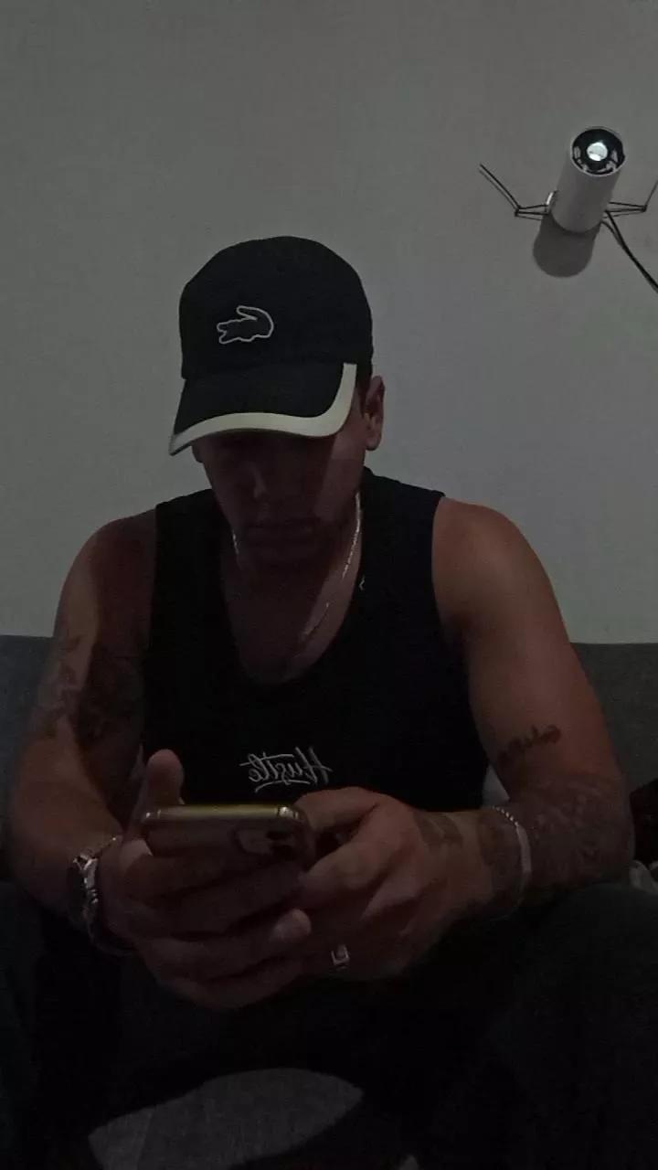 Fueguitohard on Cam4 