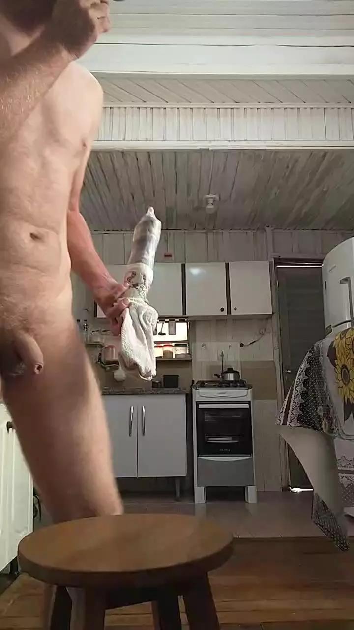Gutogulos on Cam4 