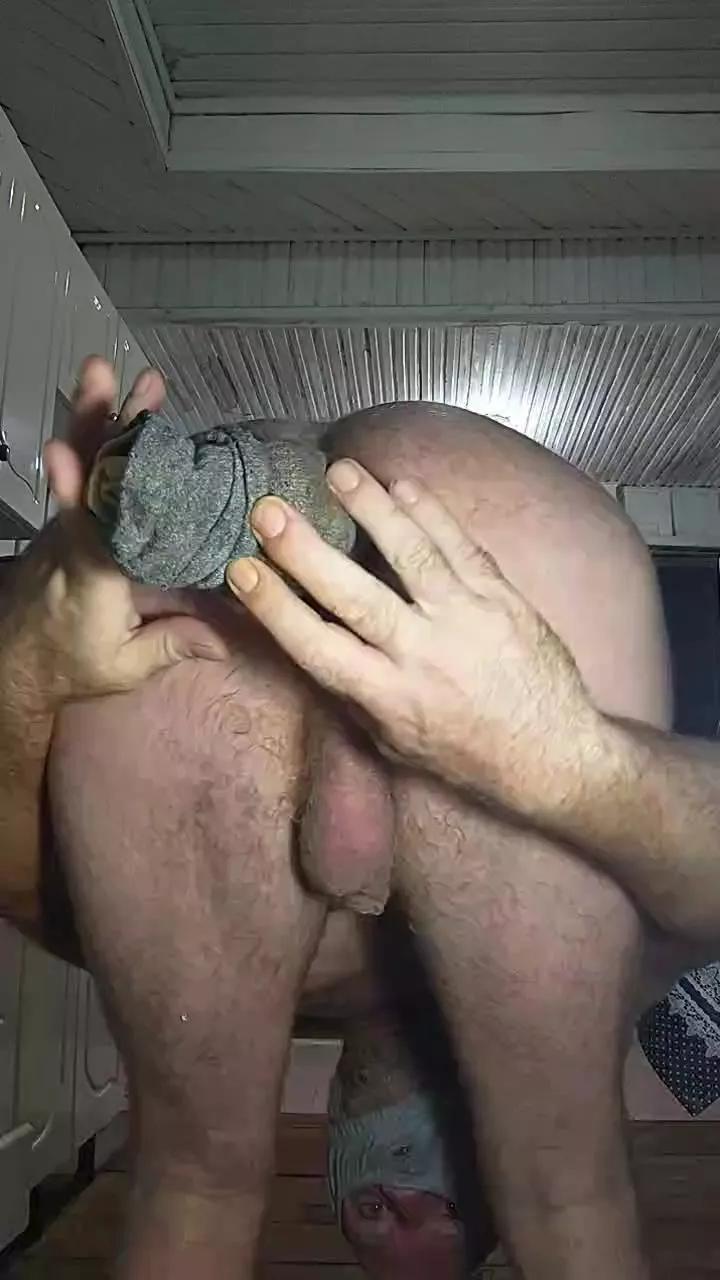 Gutogulos on Cam4 
