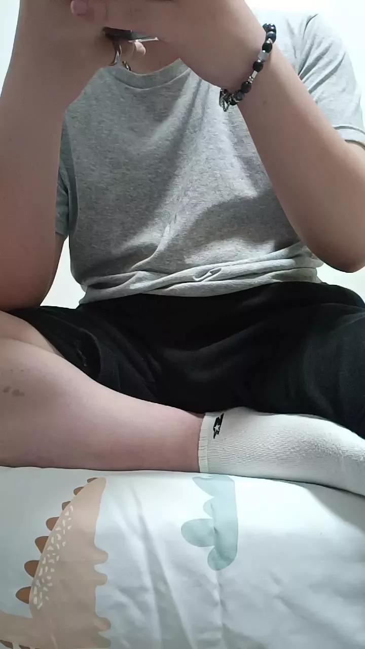 Happyboy708 on Cam4 