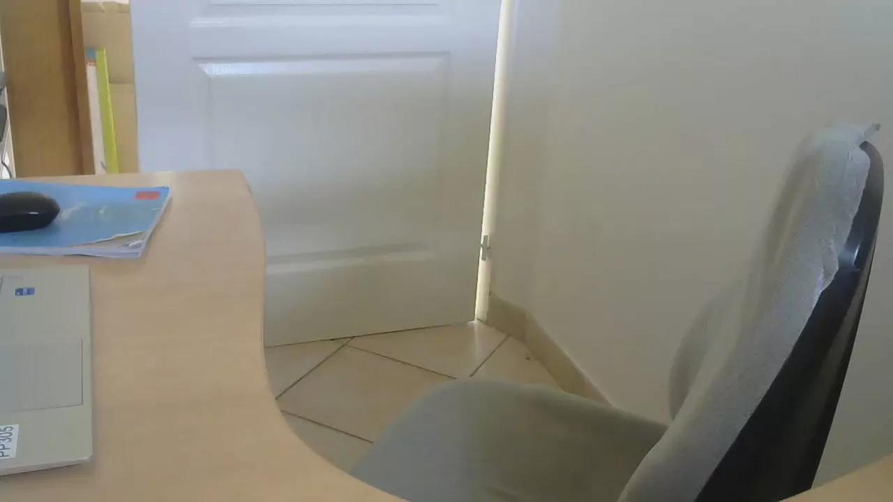 HOTBourg0169 on Cam4 