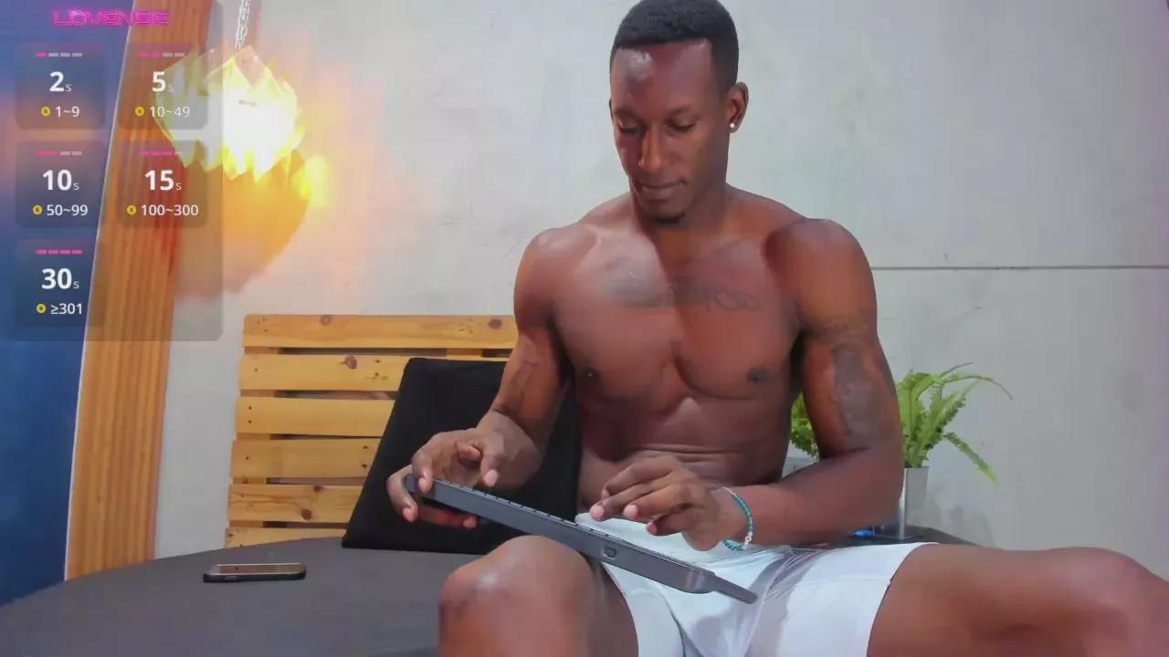 Iker_bigdik on Cam4 