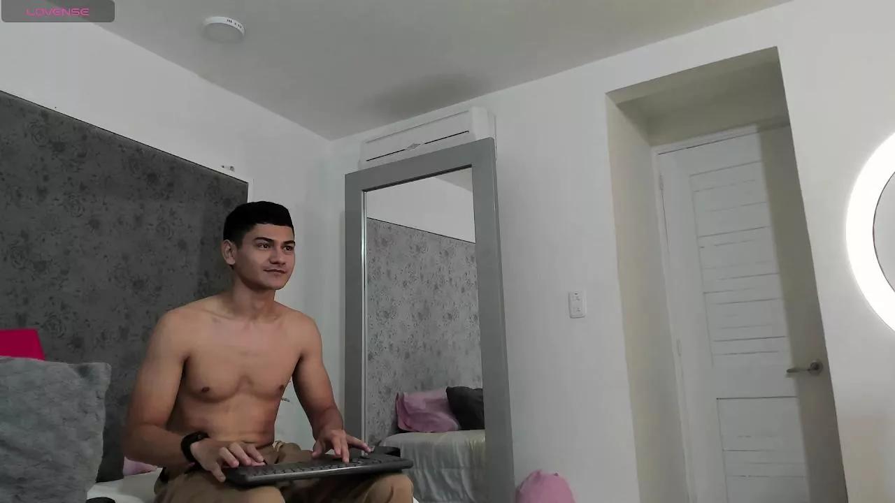 JamesSavage_ on Cam4 