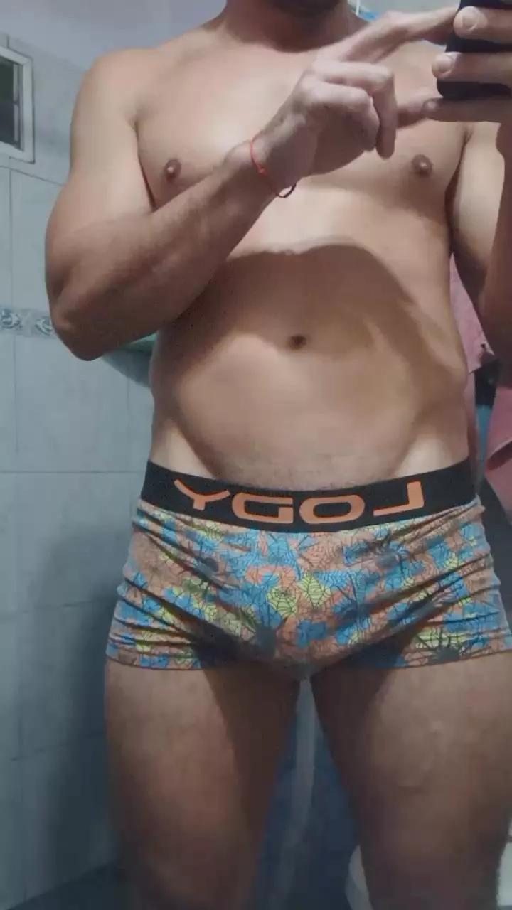 Javii75 on Cam4 