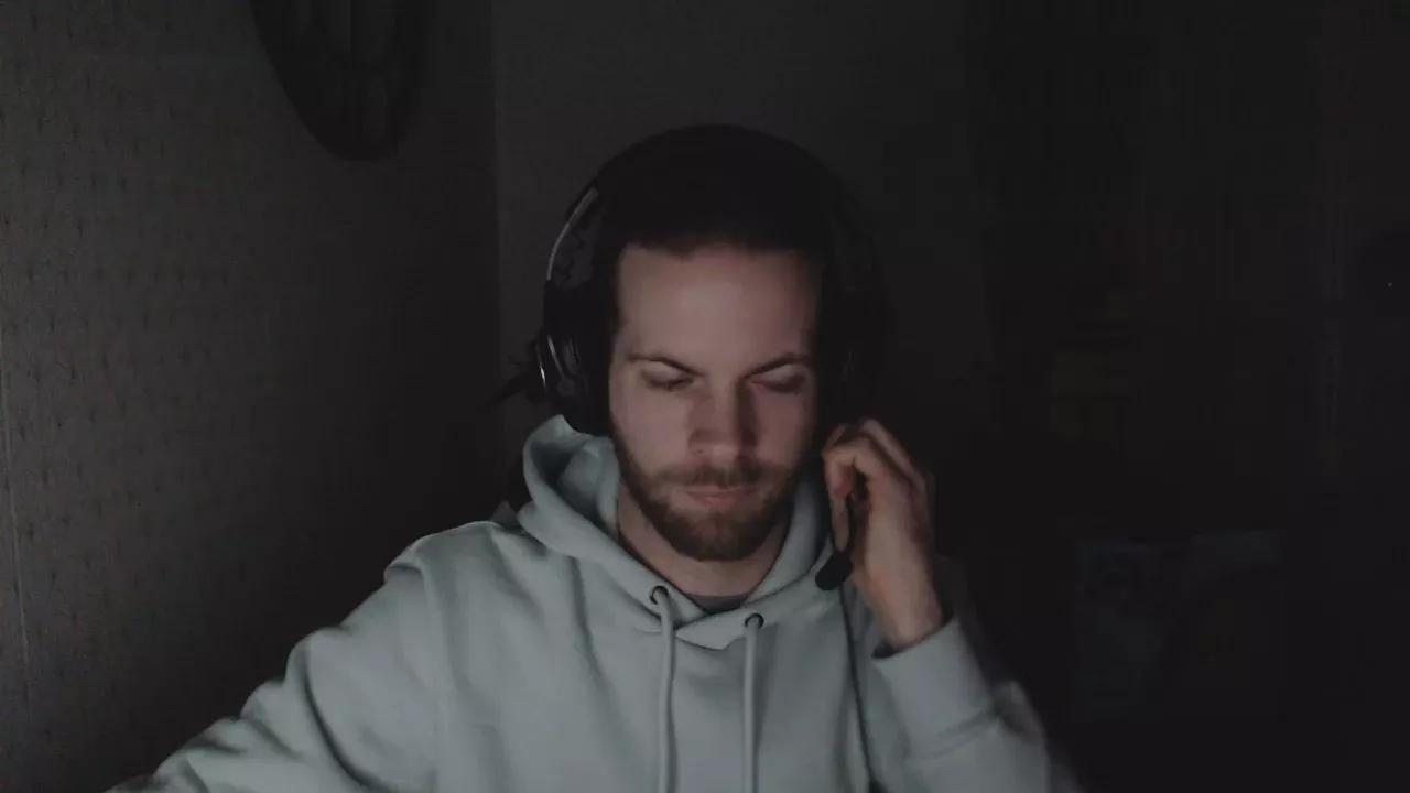 jolicocckfr on Cam4 