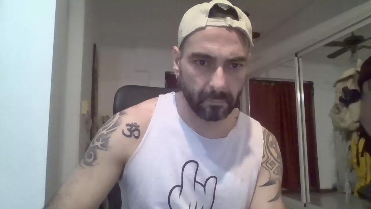 josebanan on Cam4 