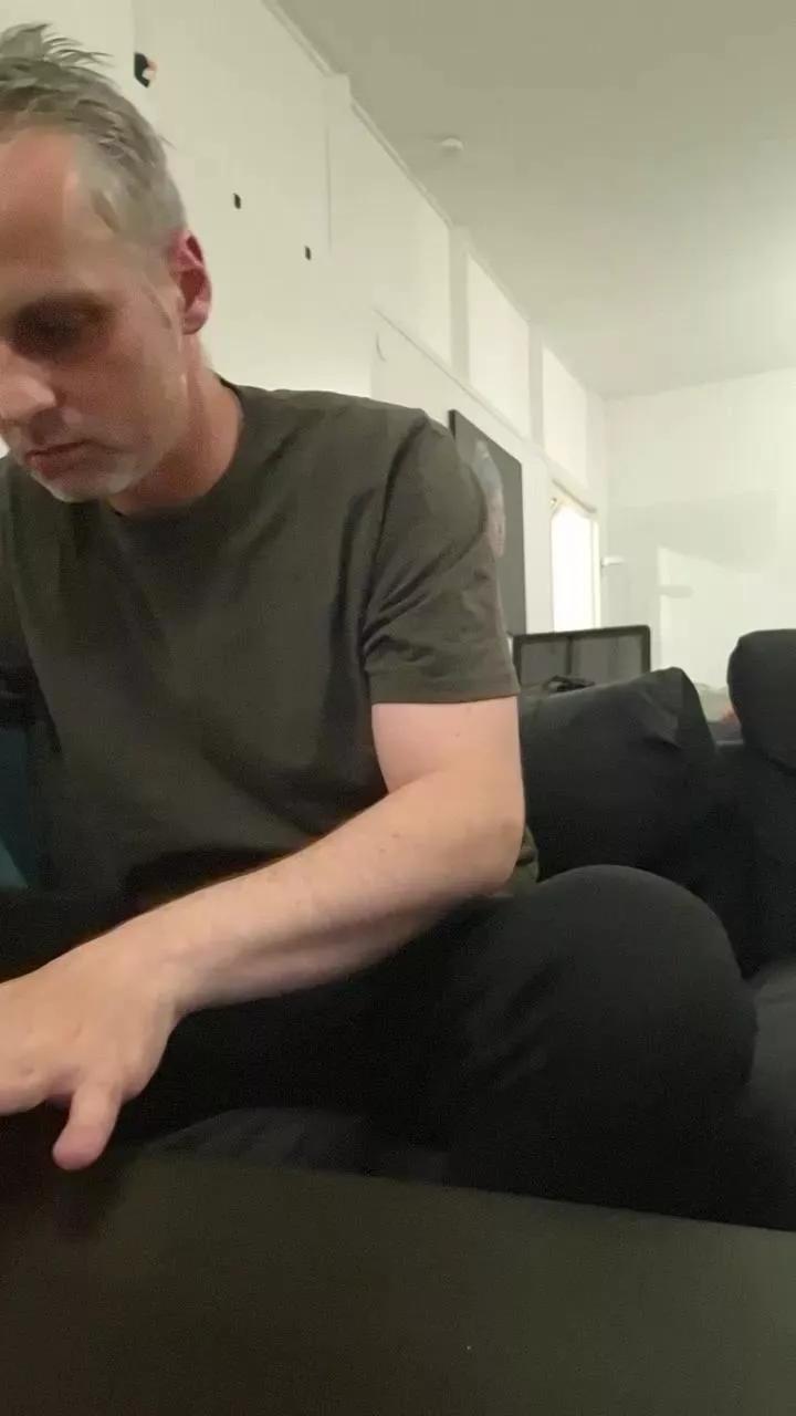 JSlave1992 on Cam4 