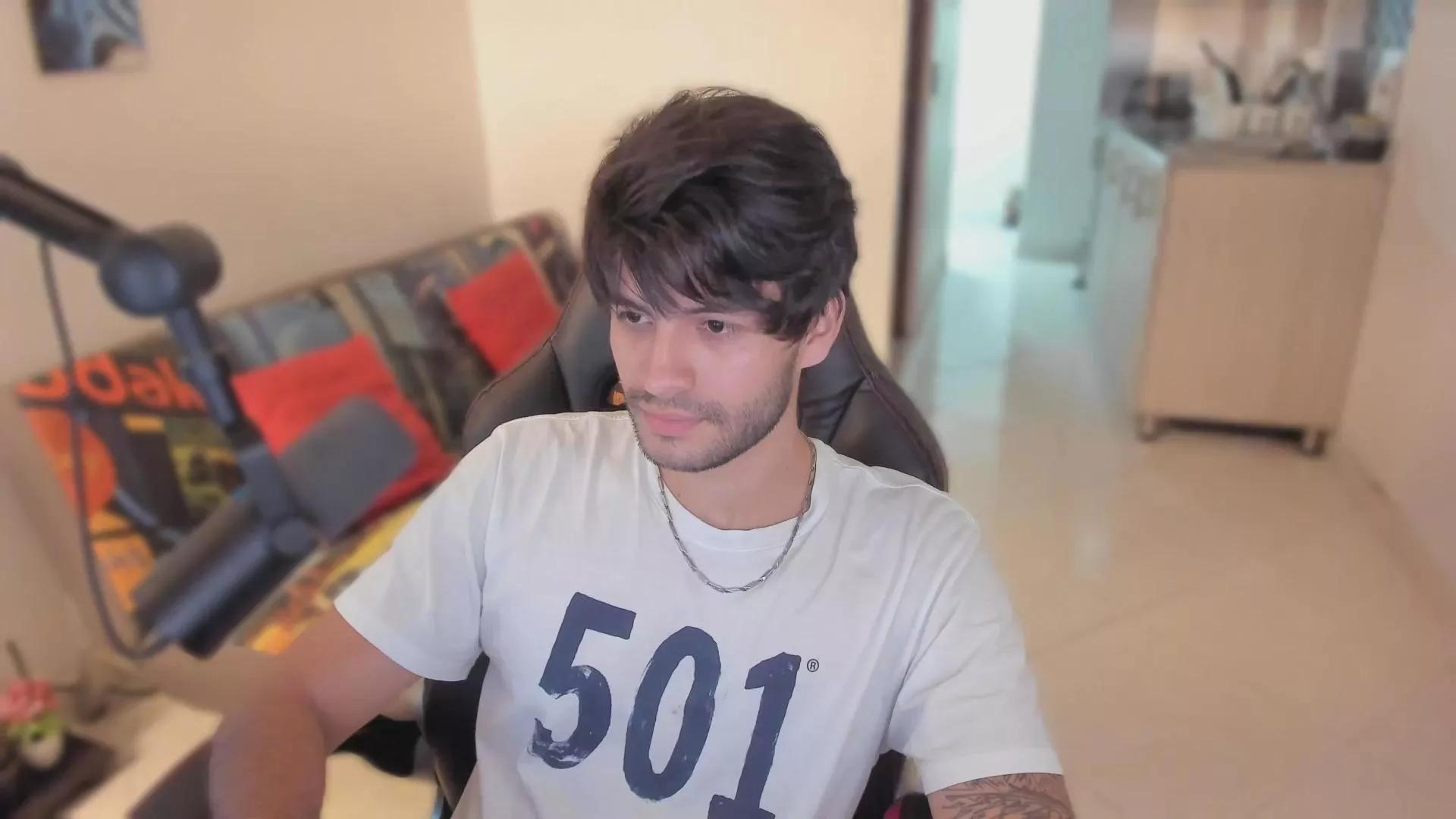 justin_stark on Cam4 
