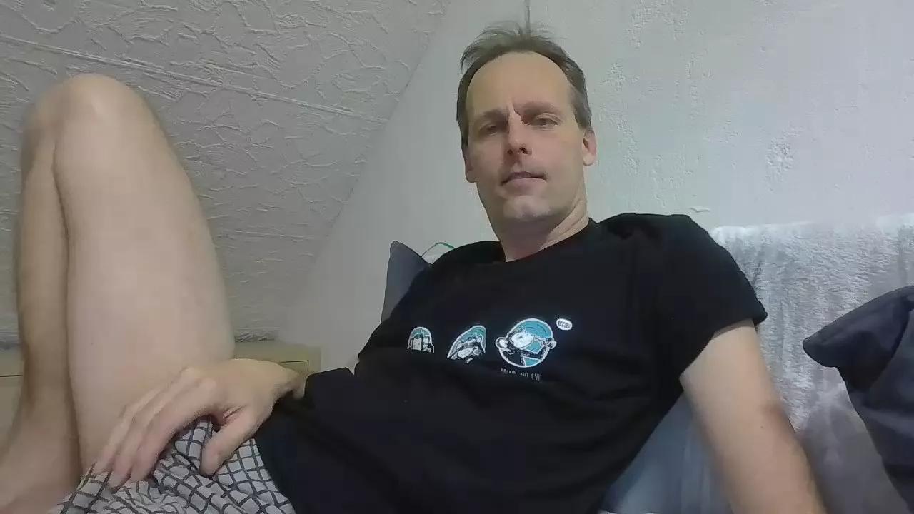 KeporBlue on Cam4 