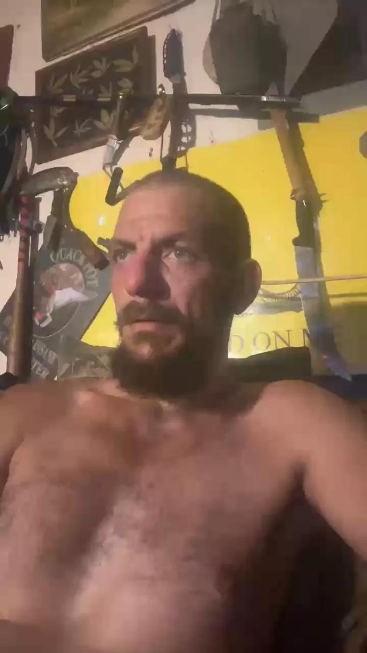 Lawdbignasty on Cam4 