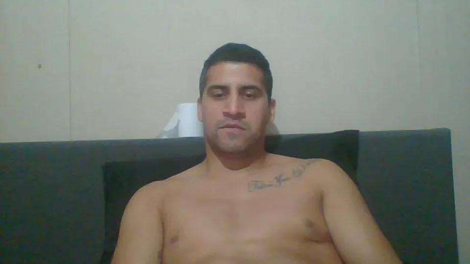 LeoRoom on Cam4 