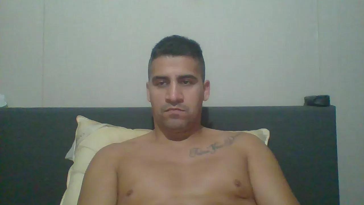LeoRoom on Cam4 