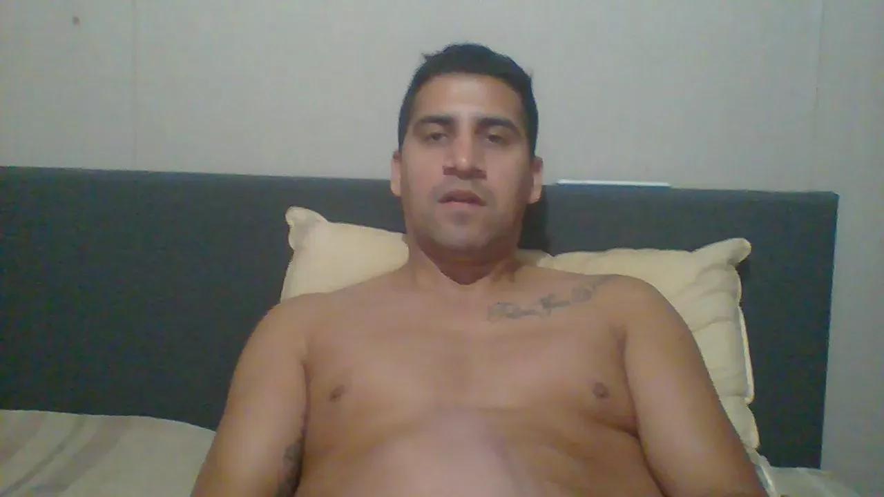 LeoRoom on Cam4 