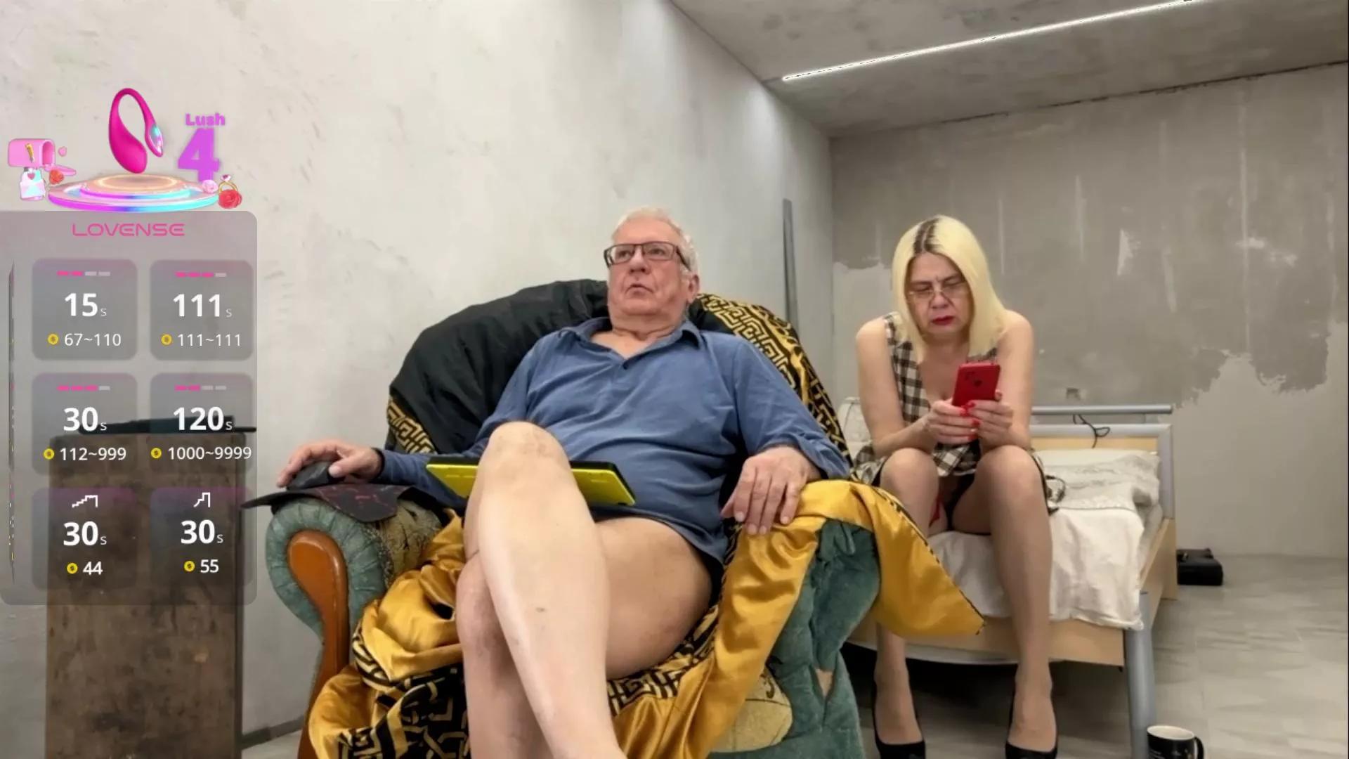 Lika_Nik on Cam4 