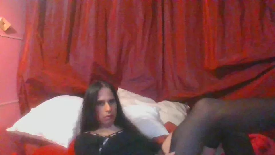 lilly_slutty_l5 on Cam4 