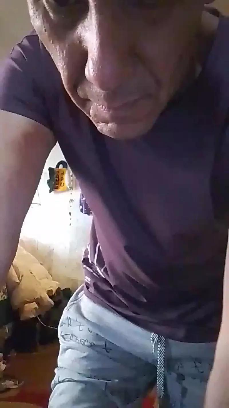 lokohelios1 on Cam4 