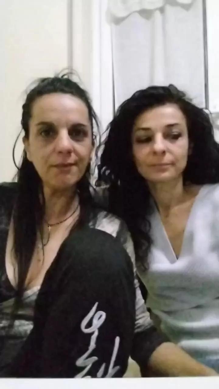 LuciaeGraziella on Cam4 