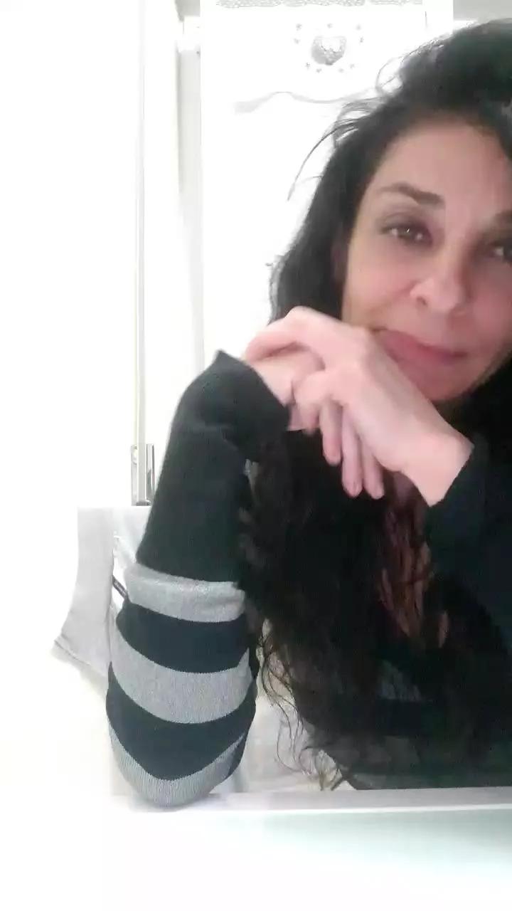 LuciaeGraziella on Cam4 