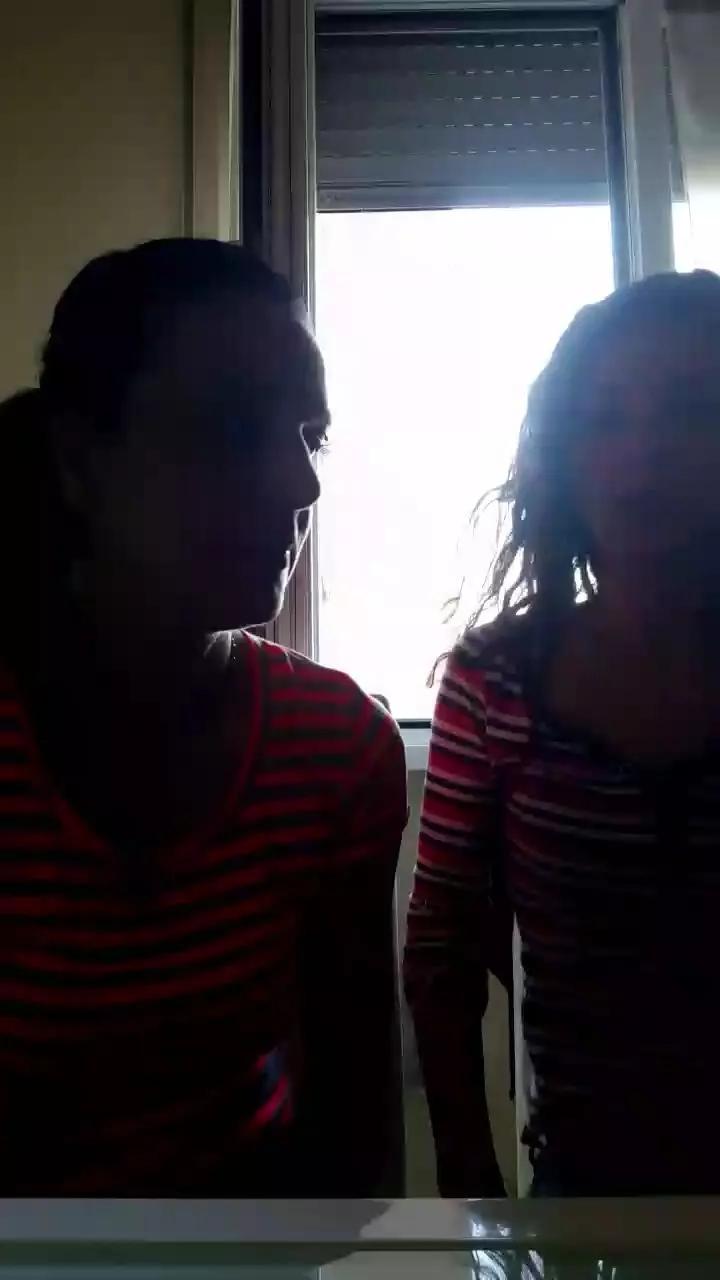 LuciaeGraziella on Cam4 