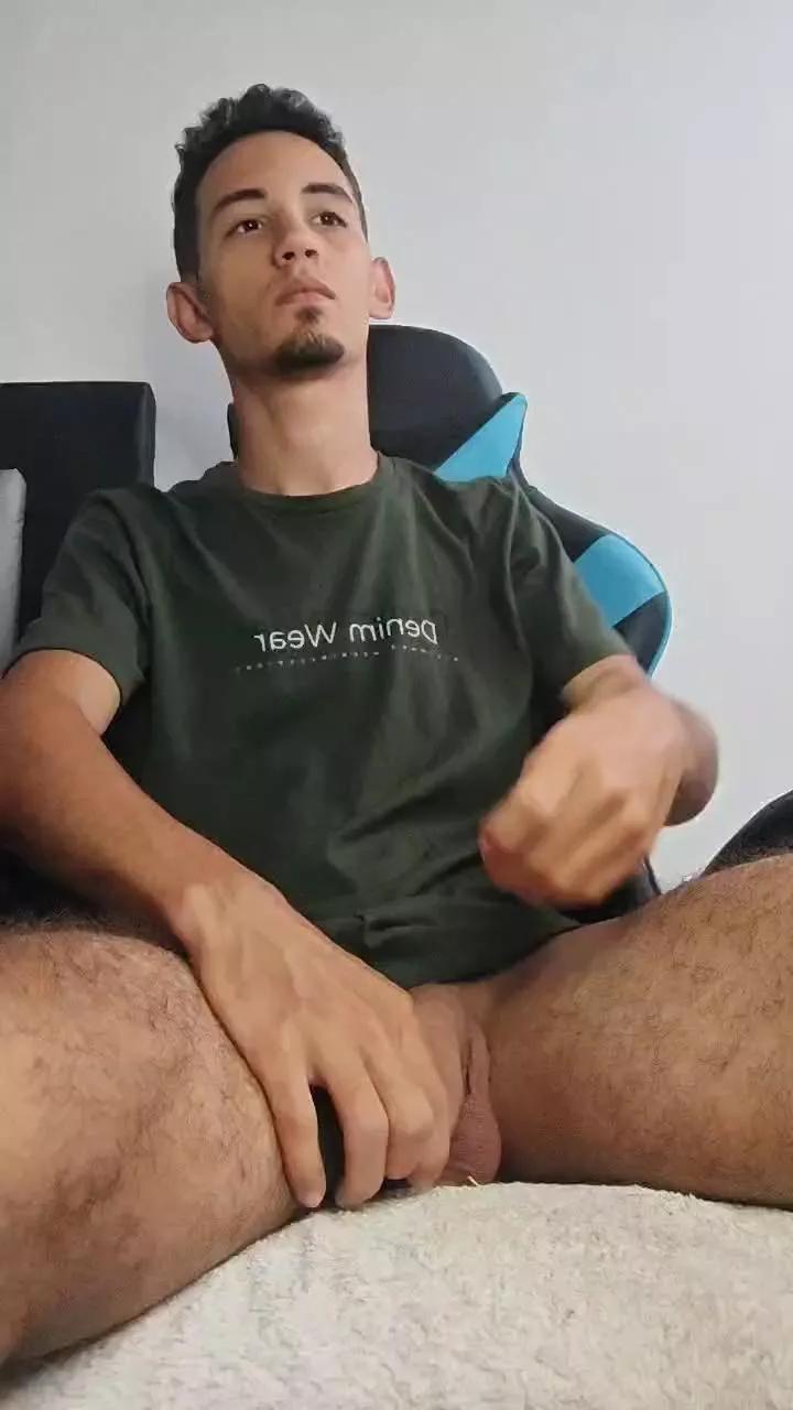 LuisRico30 on Cam4 