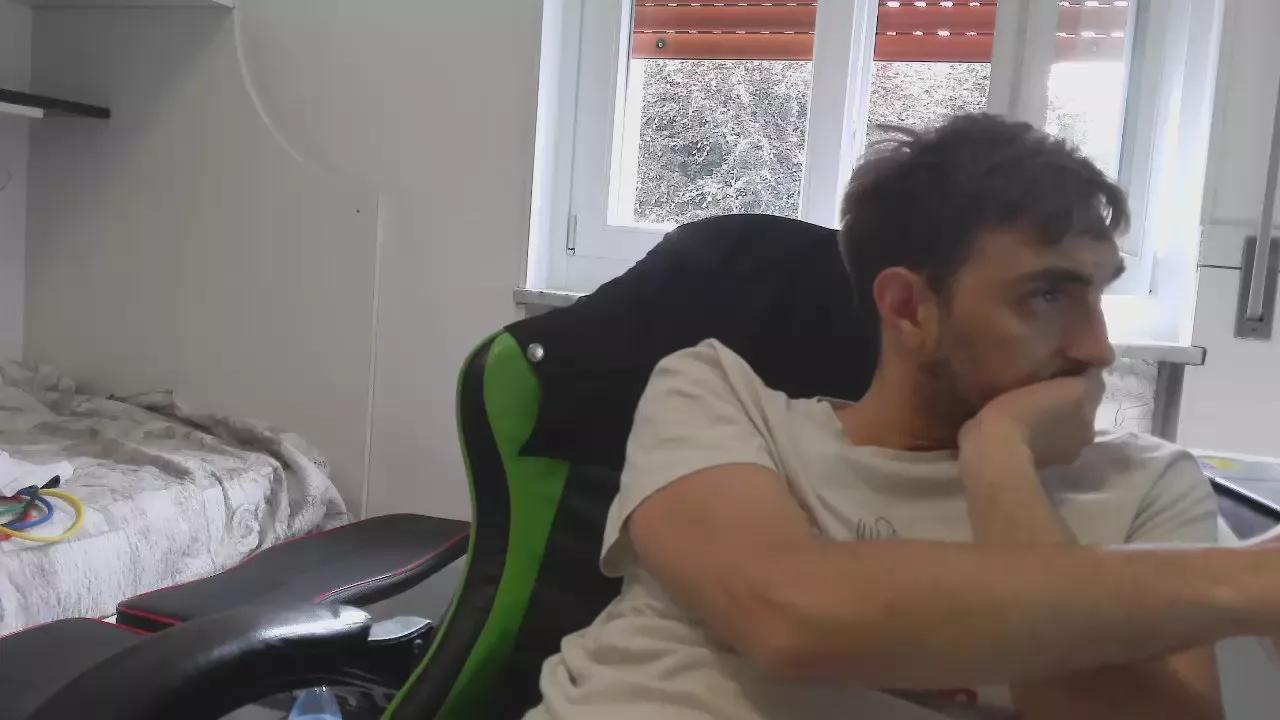lunghibiondi on Cam4 