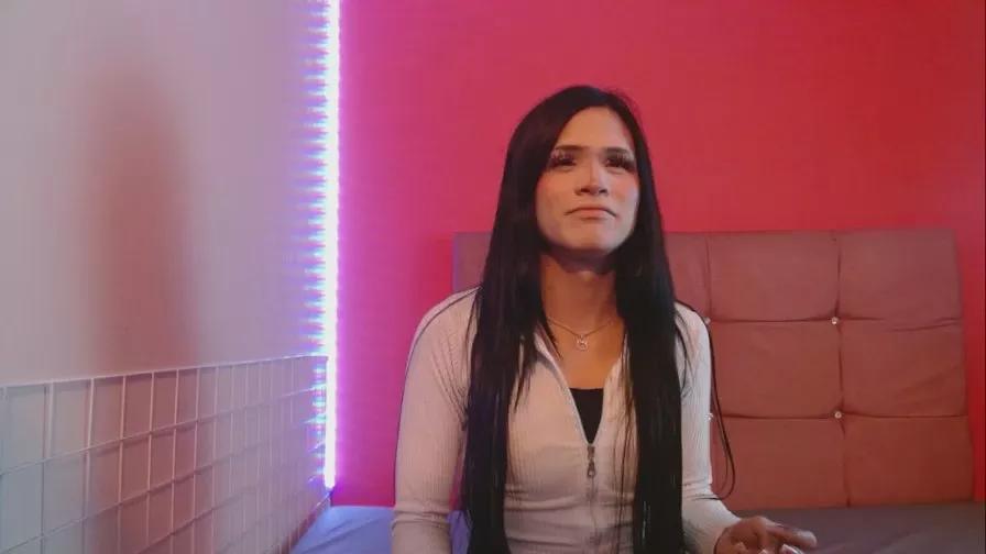 maddiison303av on Cam4 