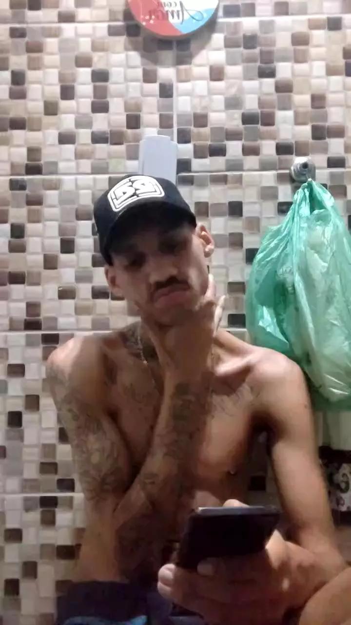 MALOKATATUAD98 on Cam4 