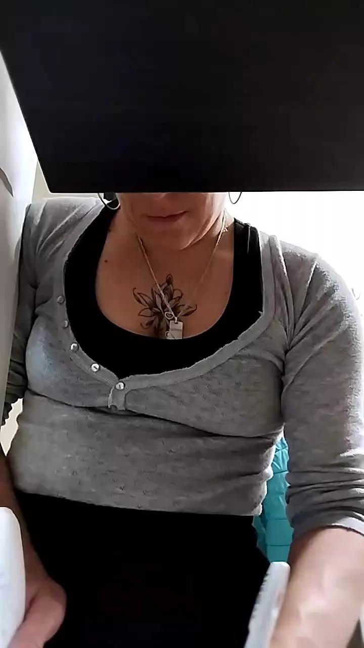 Marina86_ on Cam4 