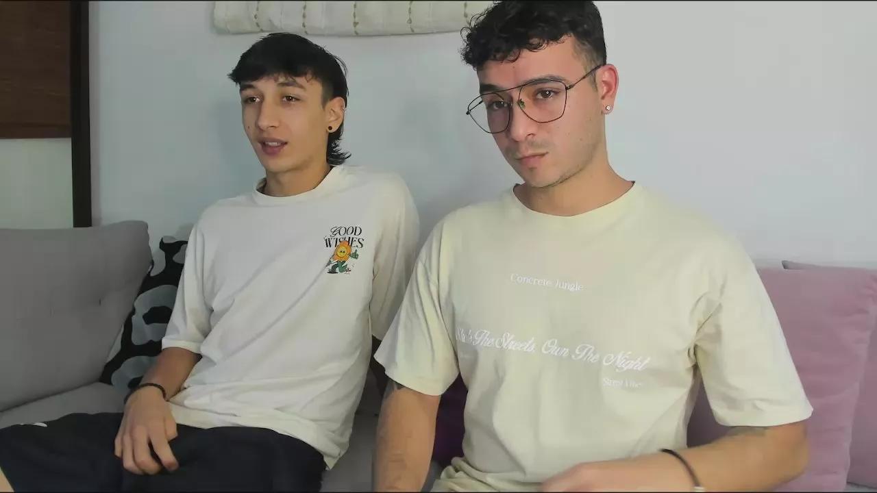 max_jhon9663 on Cam4 