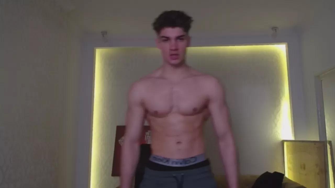 MaxKaiden on Cam4 