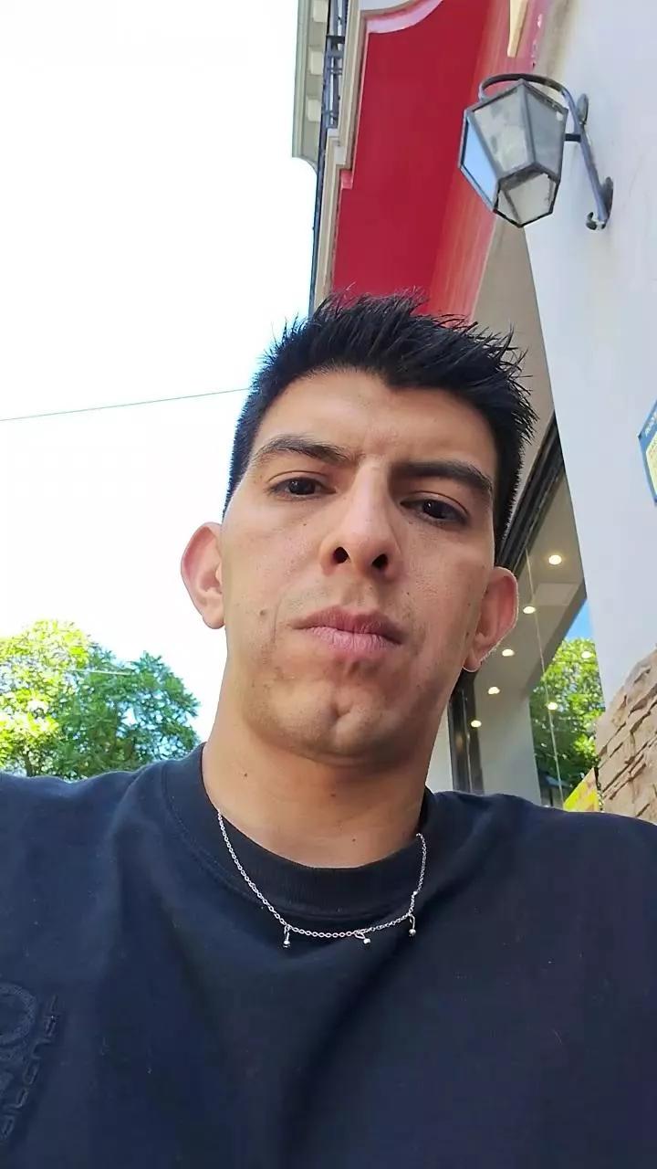 Michaelmichael on Cam4 
