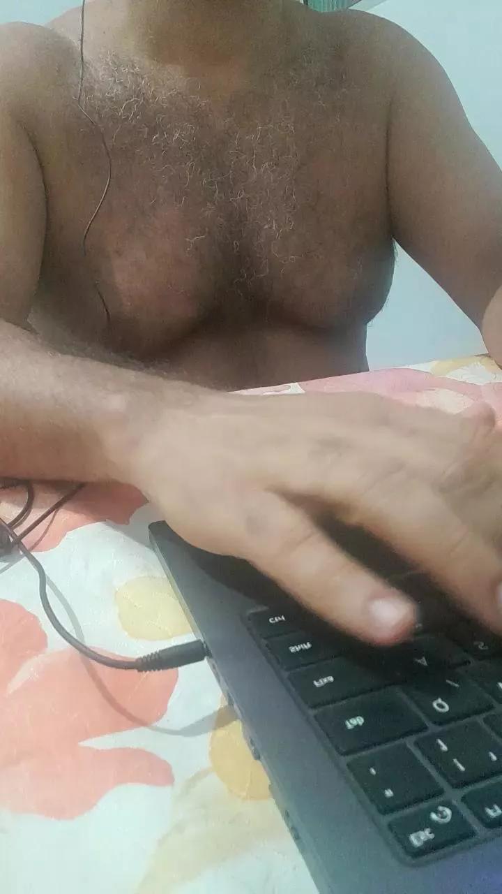 Morenodiscret35 on Cam4 